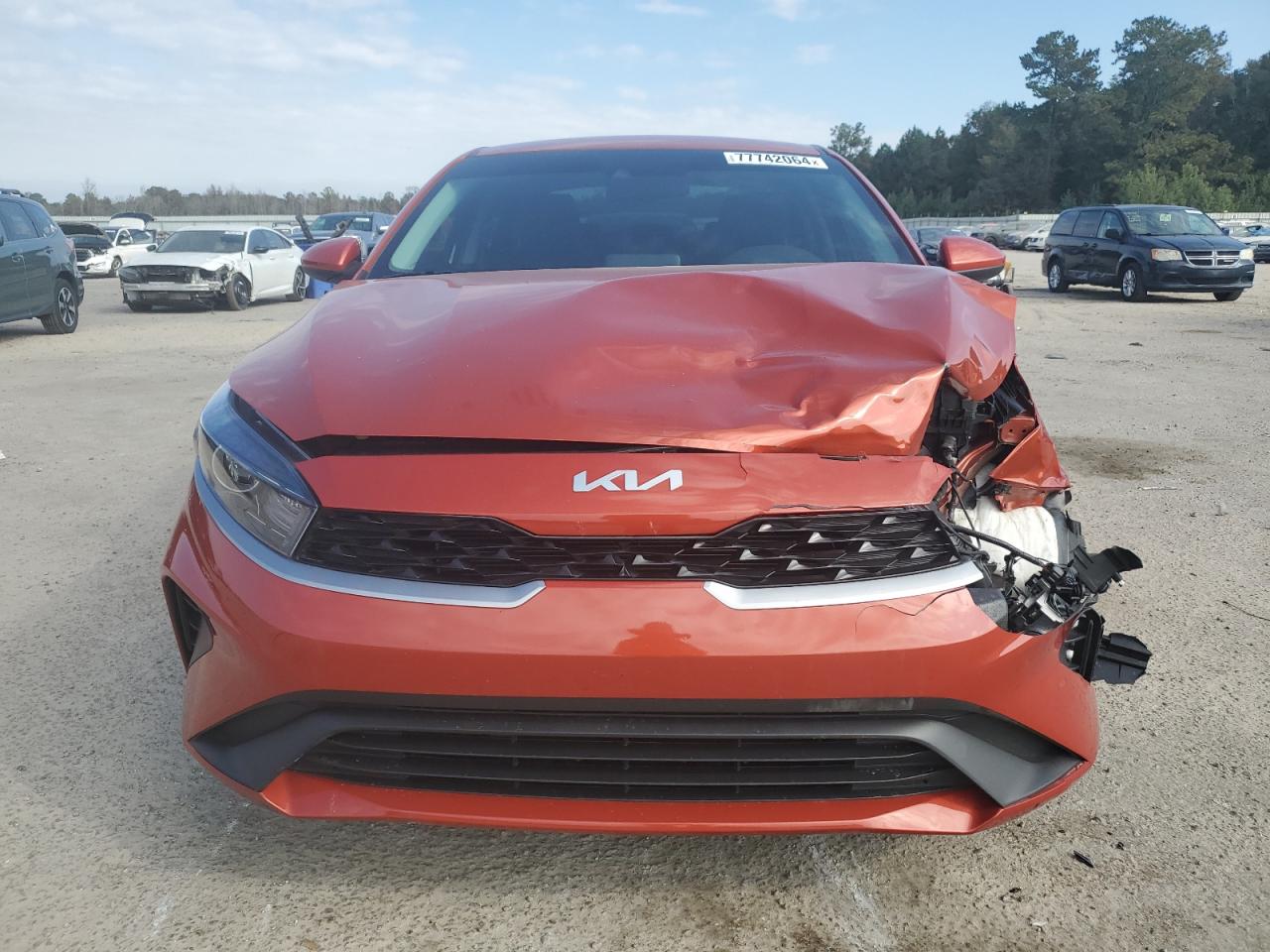 2024 KIA Forte VIN 3KPF24AD0RE729374 Copart auction photo, front end damage thumbnail 5