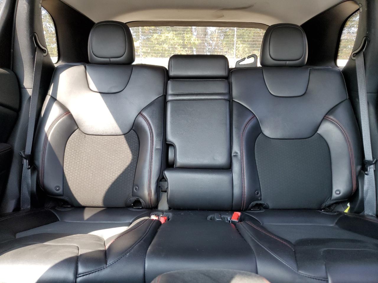 2019 Jeep Cherokee VIN 1C4PJMBX4KD229337 Copart auction photo, rear end / front end damage thumbnail 10