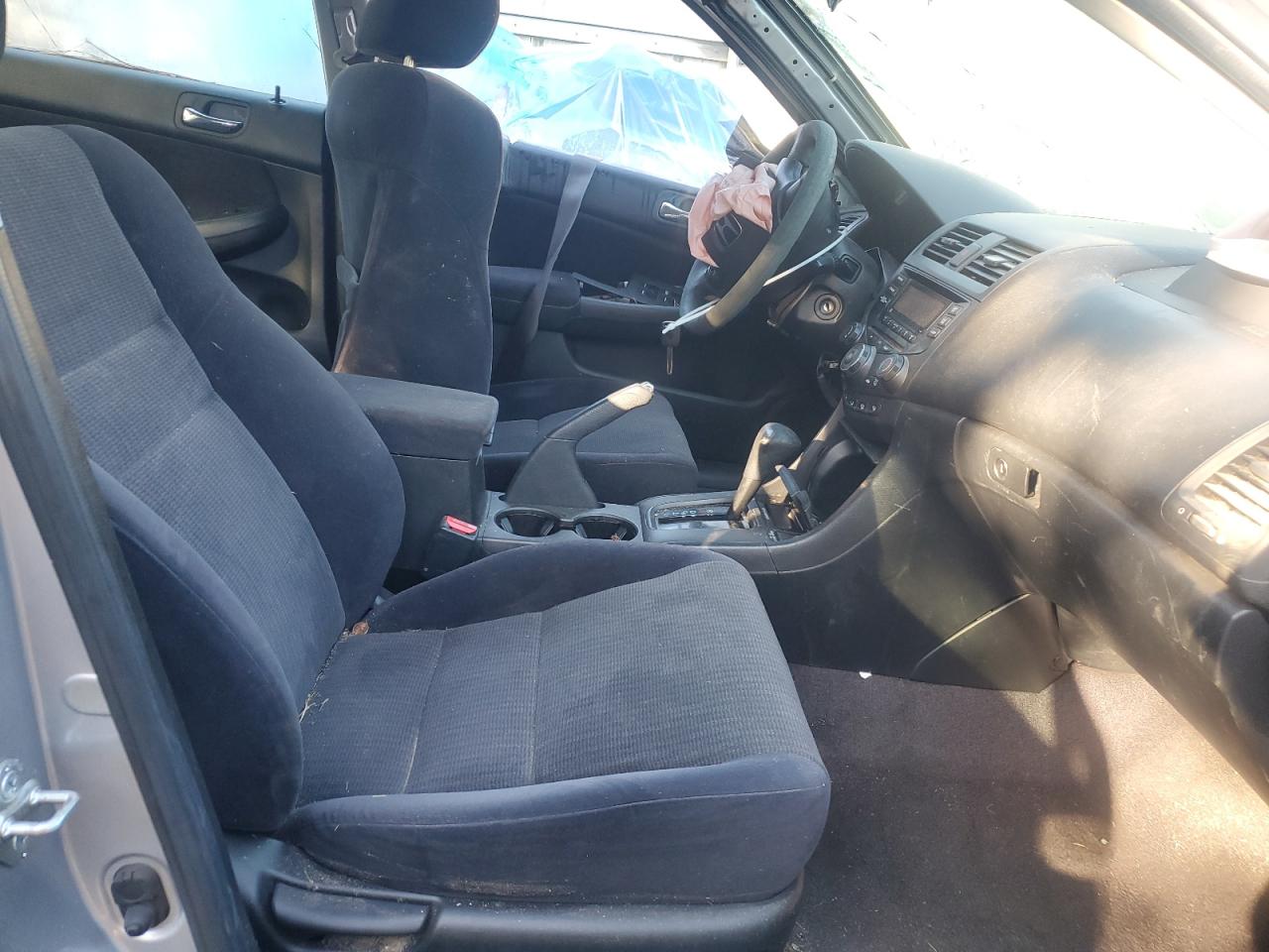 2003 Honda Accord VIN JHMCM56383C030347 Copart auction photo, front end / side damage thumbnail 7