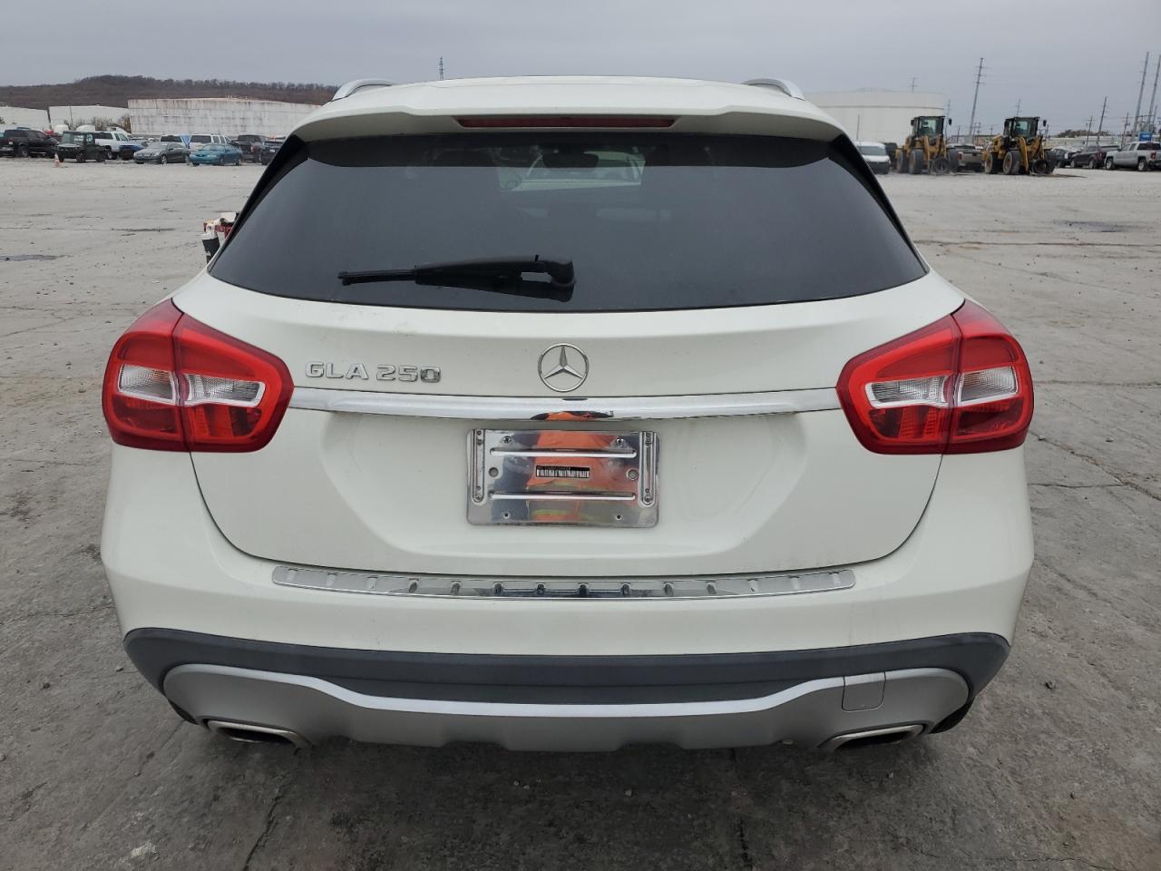 2018 Mercedes-Benz GLA-klasse VIN WDCTG4EB4JJ396028 Copart auction photo, front end / minor dent/scratches damage thumbnail 6
