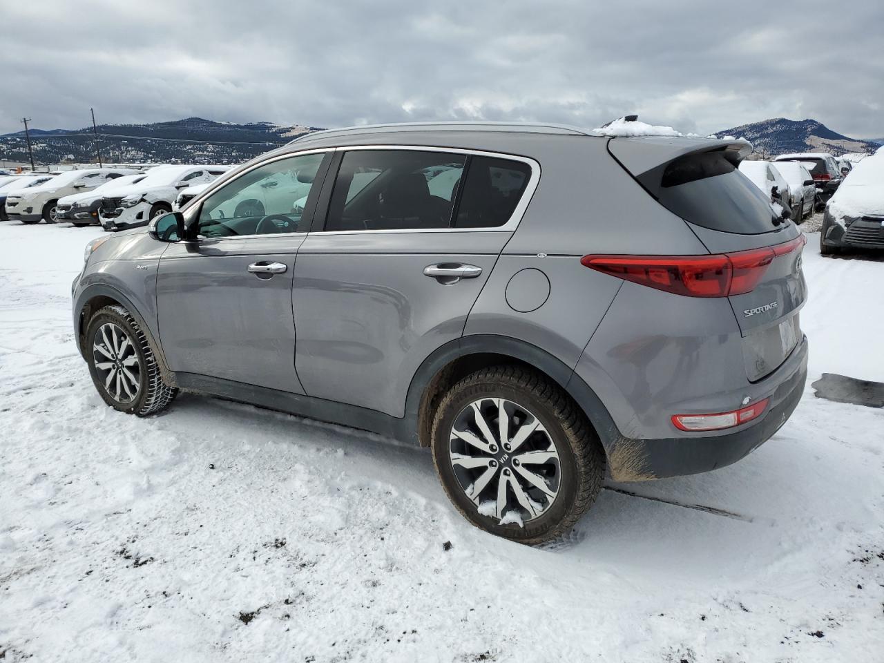 2017 KIA Sportage VIN KNDPNCAC9H7149701 Copart auction photo, front end / minor dent/scratches damage thumbnail 2