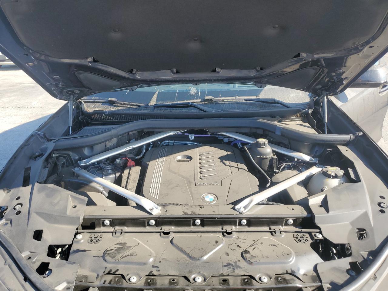 2022 BMW X6 VIN 5UXCY6C02N9M49640 Copart auction photo, front end / rear end damage thumbnail 14
