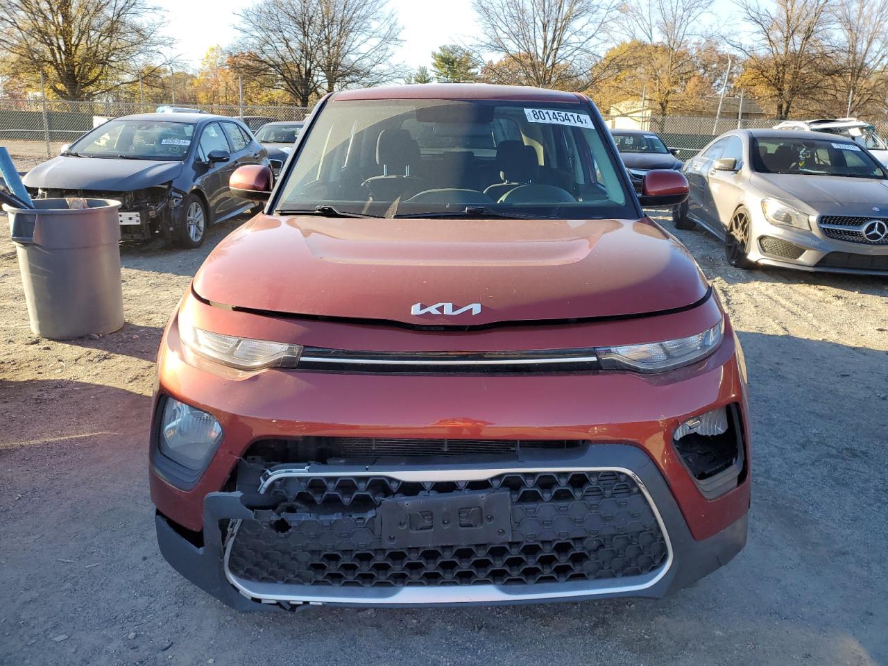 2022 KIA Soul VIN KNDJ23AU7N7807681 Copart auction photo, front end / vandalism damage thumbnail 5