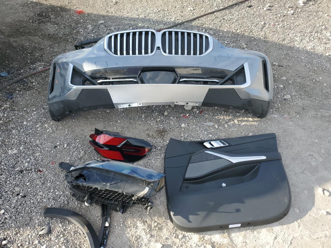 2024 BMW X5 VIN 5UX23EU05R9T91659 Copart auction photo, front end damage thumbnail 13