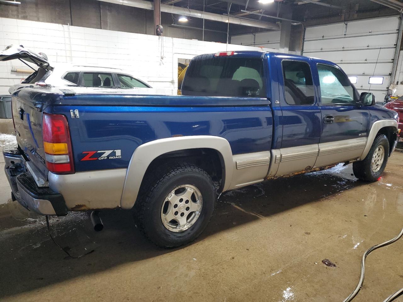 2002 Chevrolet Silverado VIN 1GCEK19T12Z129057 Copart auction photo, mechanical damage thumbnail 3