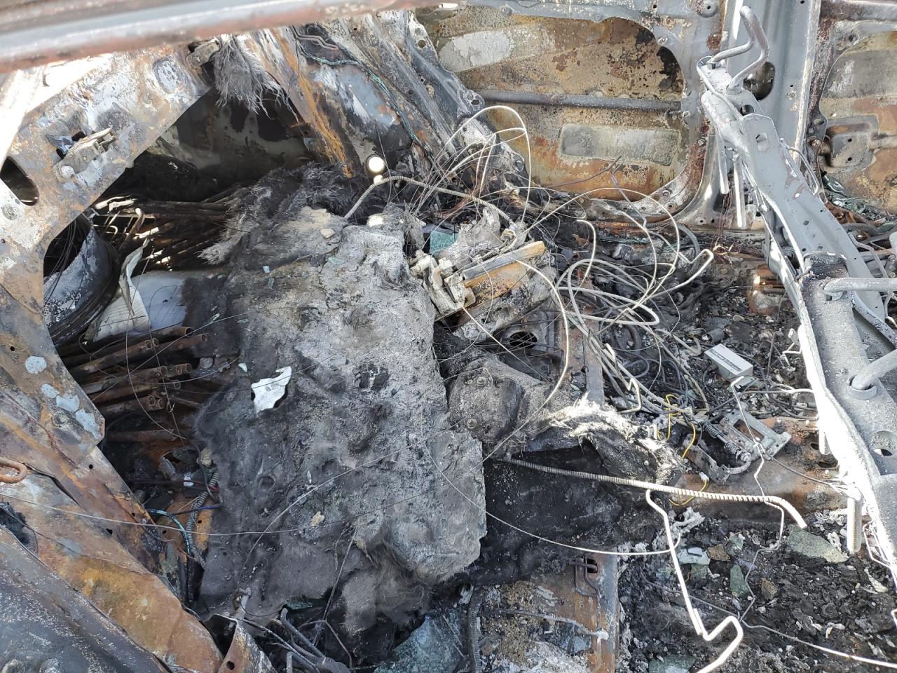 2019 KIA Optima VIN 5XXGT4L34KG275018 Copart auction photo, burn damage thumbnail 10