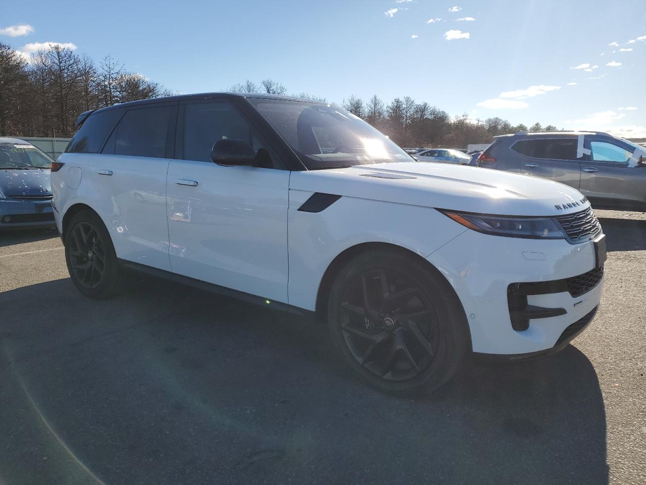 2023 Land Rover Range Rover VIN SAL1P9EUXPA111636 Copart auction photo, rear end / minor dent/scratches damage thumbnail 4