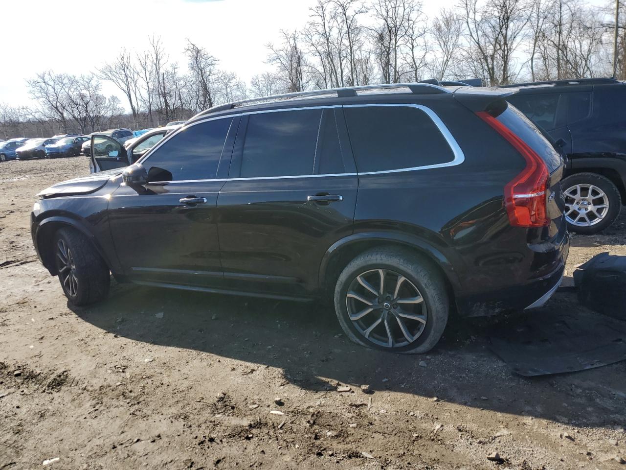 2016 Volvo XC90 VIN YV4A22PK5G1089518 Copart auction photo, minor dent/scratches damage thumbnail 2