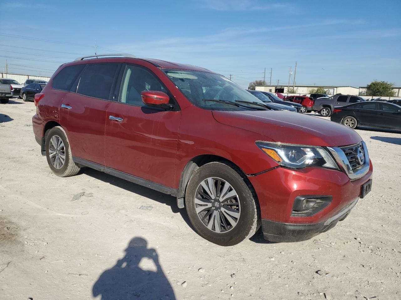 2017 Nissan Pathfinder VIN 5N1DR2MNXHC660612 Copart auction photo, side / rear end damage thumbnail 4