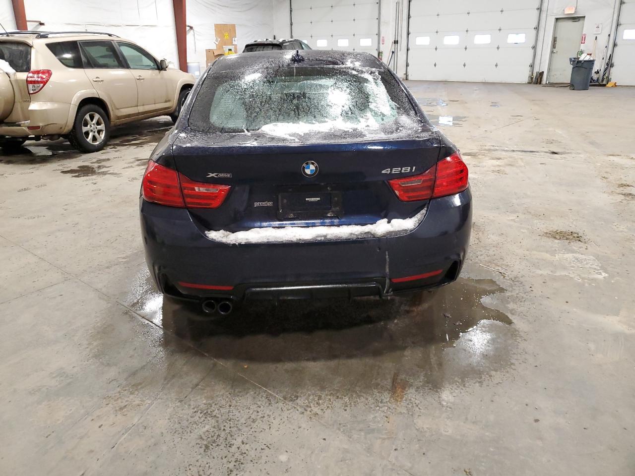 2016 BMW 4er VIN WBA4C9C51GG141484 Copart auction photo, front end / minor dent/scratches damage thumbnail 6