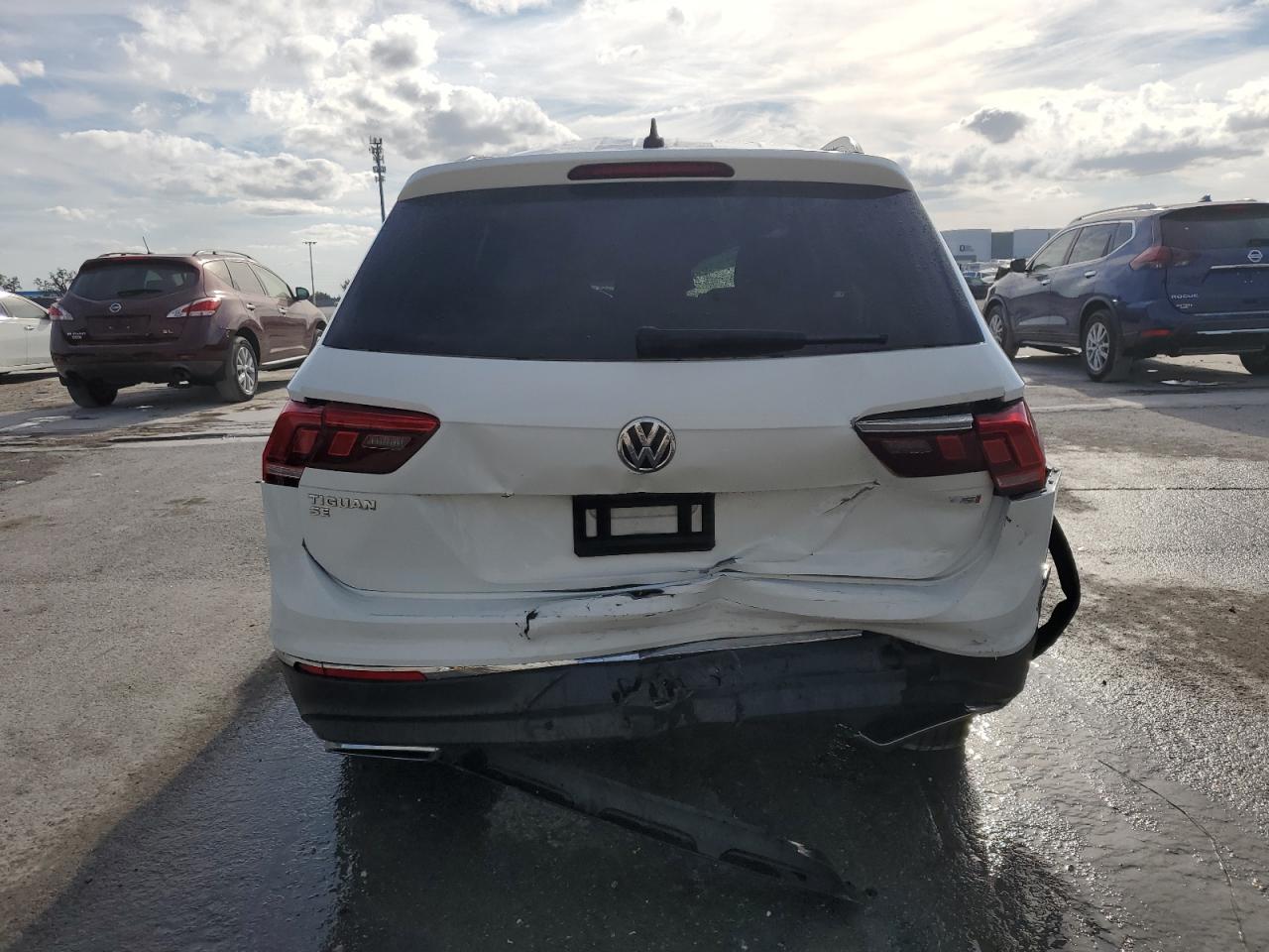 2018 Volkswagen Tiguan VIN 3VV3B7AX3JM207218 Copart auction photo, rollover damage thumbnail 6