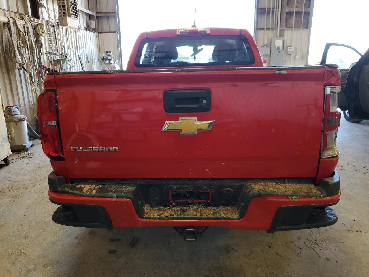 2015 Chevrolet Colorado VIN 1GCGTCE3XF1167902 Copart auction photo, water/flood / side damage thumbnail 6
