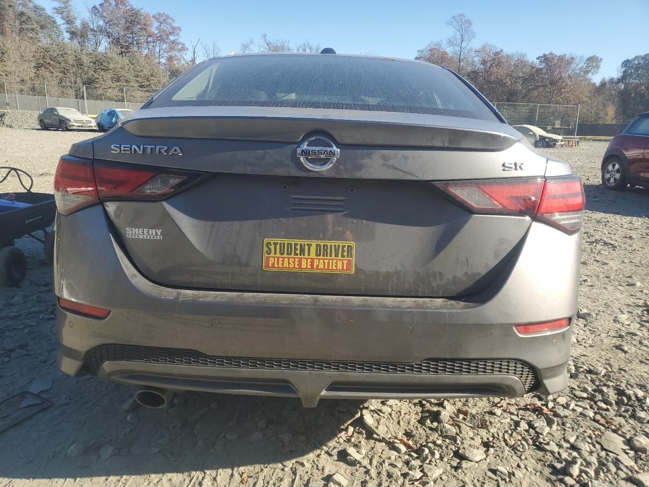 2022 Nissan Sentra VIN 3N1AB8DV9NY213175 Copart auction photo, front end / minor dent/scratches damage thumbnail 6