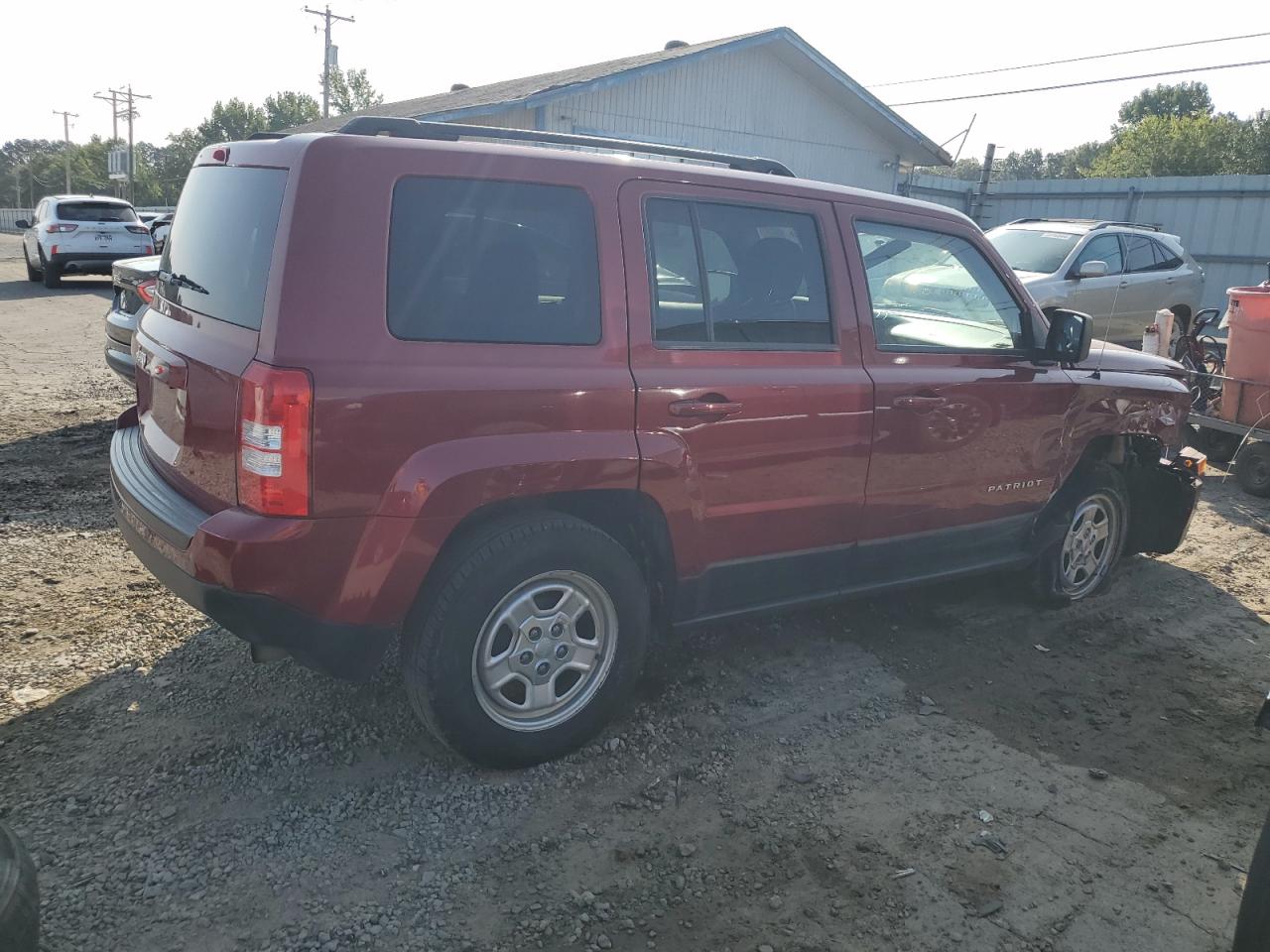 2015 Jeep Liberty (Patriot) VIN 1C4NJPBA3FD388845 Copart auction photo, front end / side damage thumbnail 3