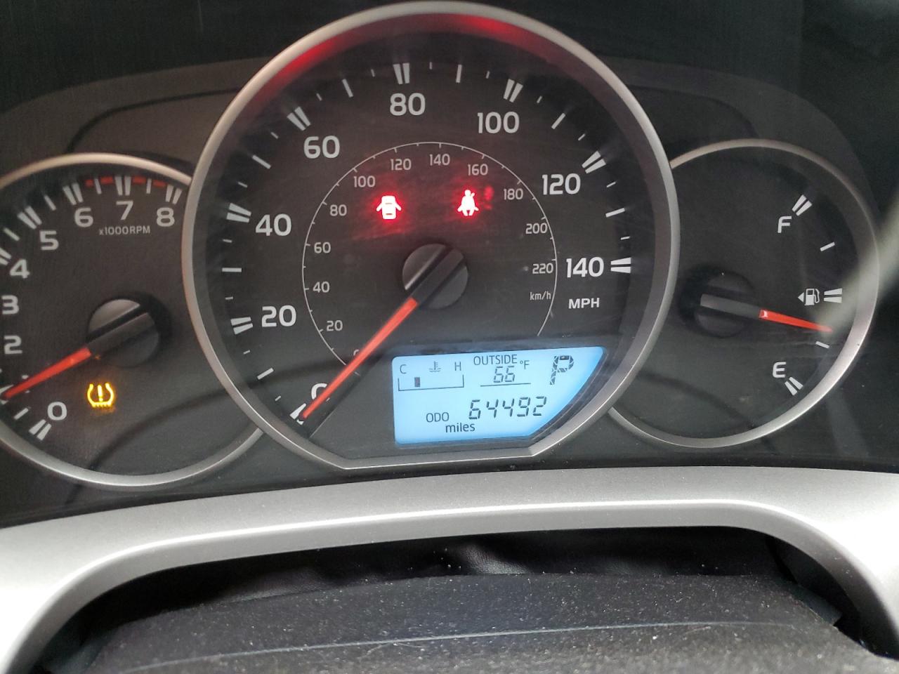 2016 Toyota RAV 4 VIN JTMZFREVXGJ066543 Copart auction photo, front end / side damage thumbnail 9