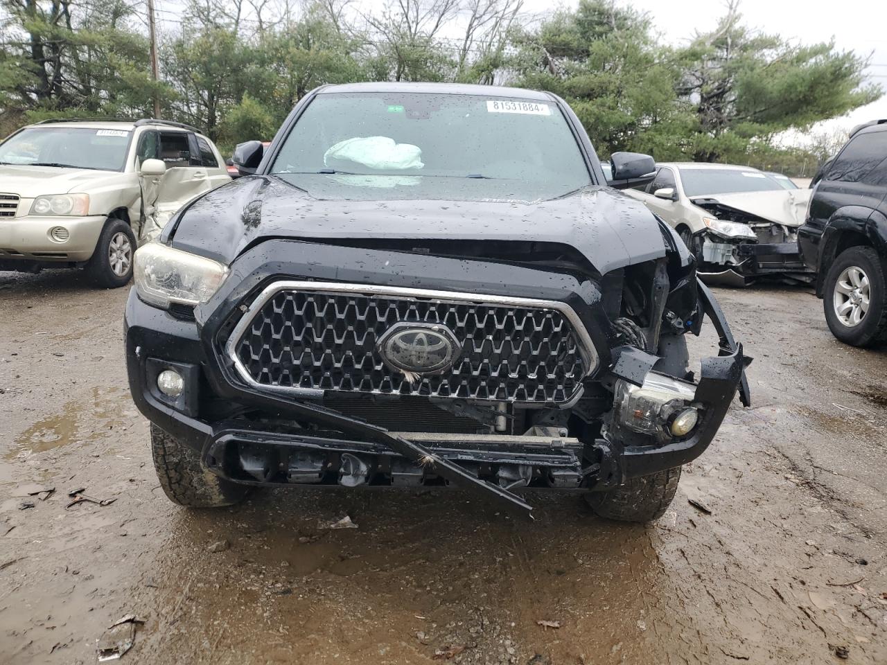 2018 Toyota Tacoma VIN 5TFDZ5BN3JX035797 Copart auction photo, front end damage thumbnail 5