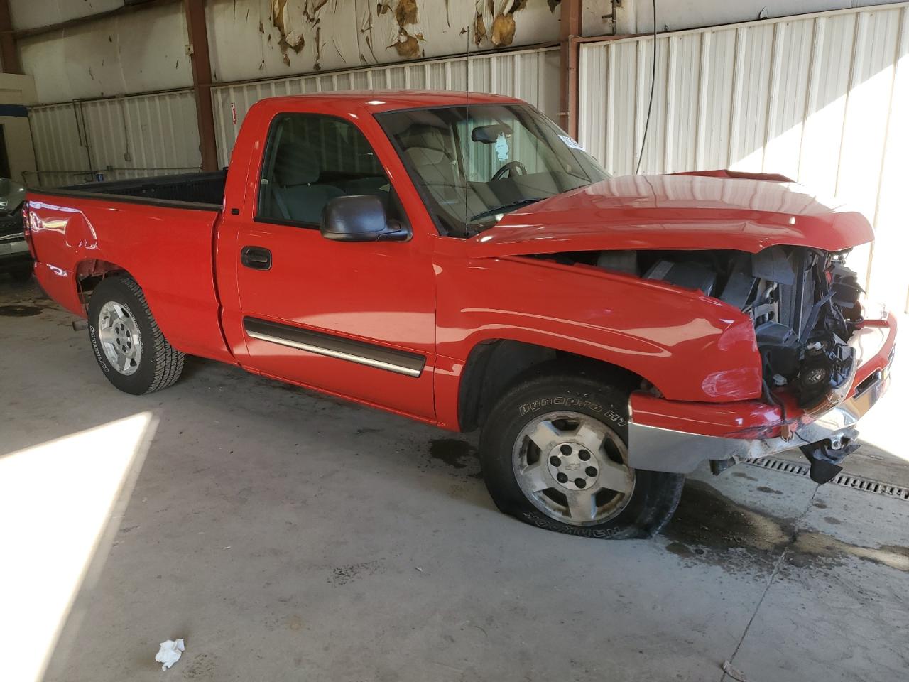 2006 Chevrolet Silverado VIN 3GCEC14V16G261330 Copart auction photo, all over / undercarriage damage thumbnail 4