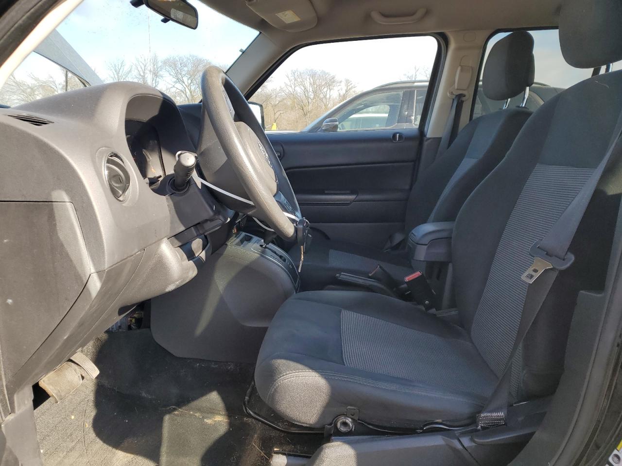 2012 Jeep Liberty (Patriot) VIN 1C4NJPBAXCD724812 Copart auction photo, front end damage thumbnail 7