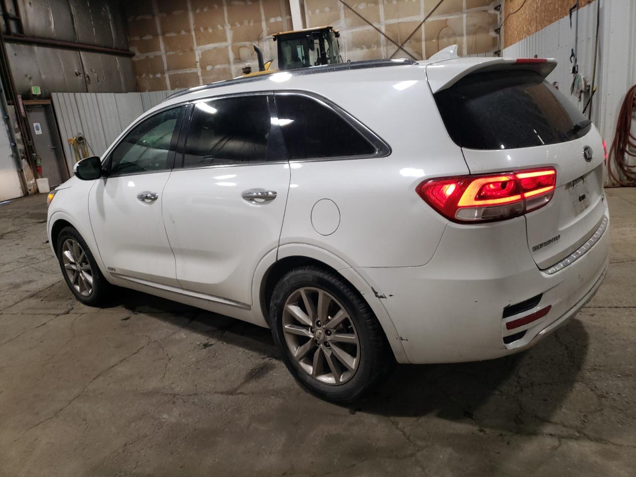 2016 KIA Sorento VIN 5XYPKDA54GG149753 Copart auction photo, all over damage thumbnail 2