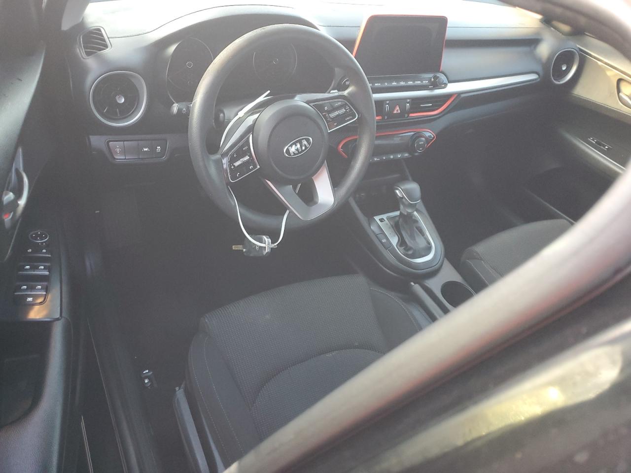2019 KIA Forte VIN 3KPF24AD0KE038027 Copart auction photo, water/flood damage thumbnail 8