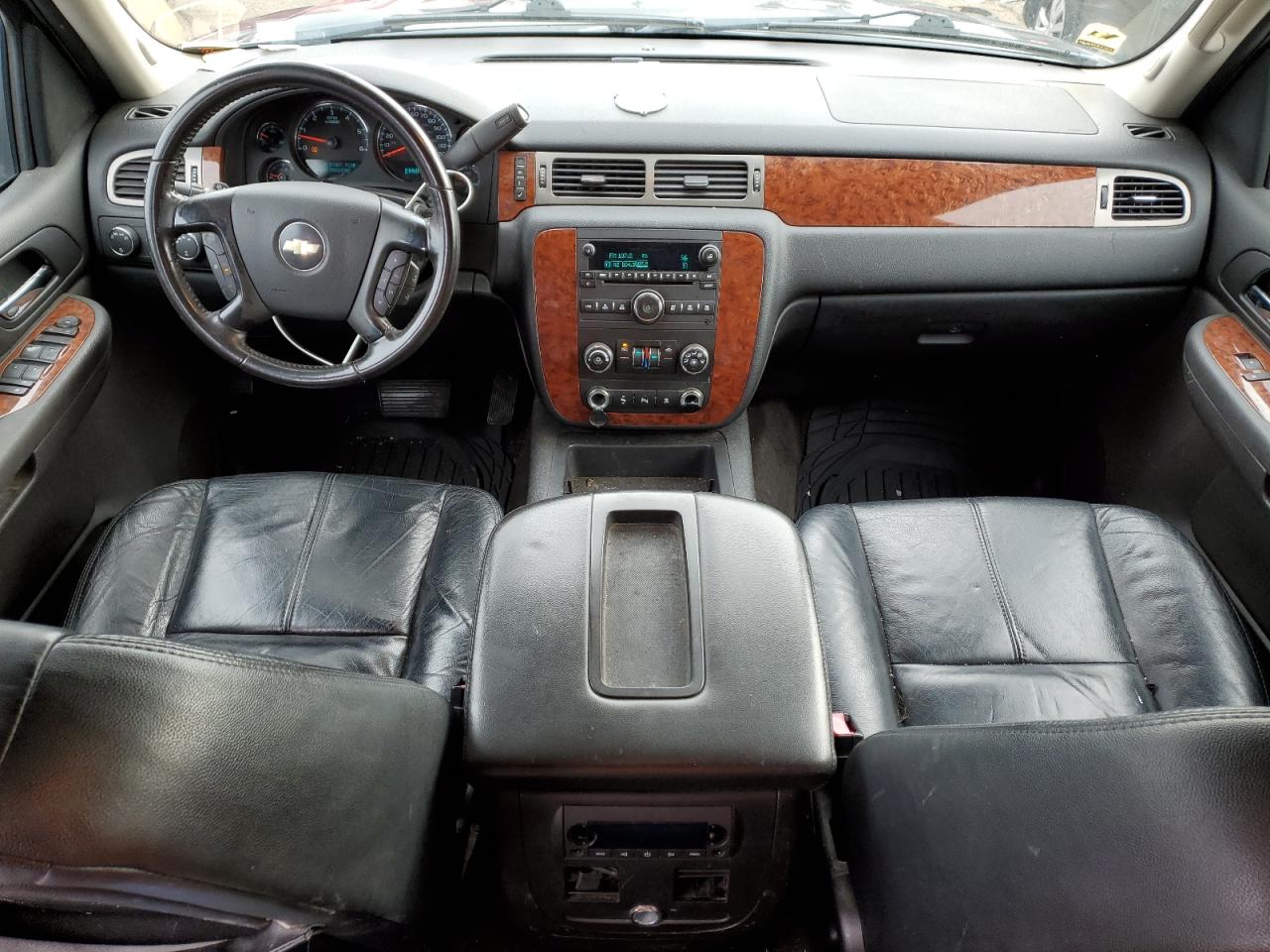 2008 Chevrolet Avalanche VIN 3GNFK12308G250581 Copart auction photo, normal wear / minor dent/scratches damage thumbnail 8