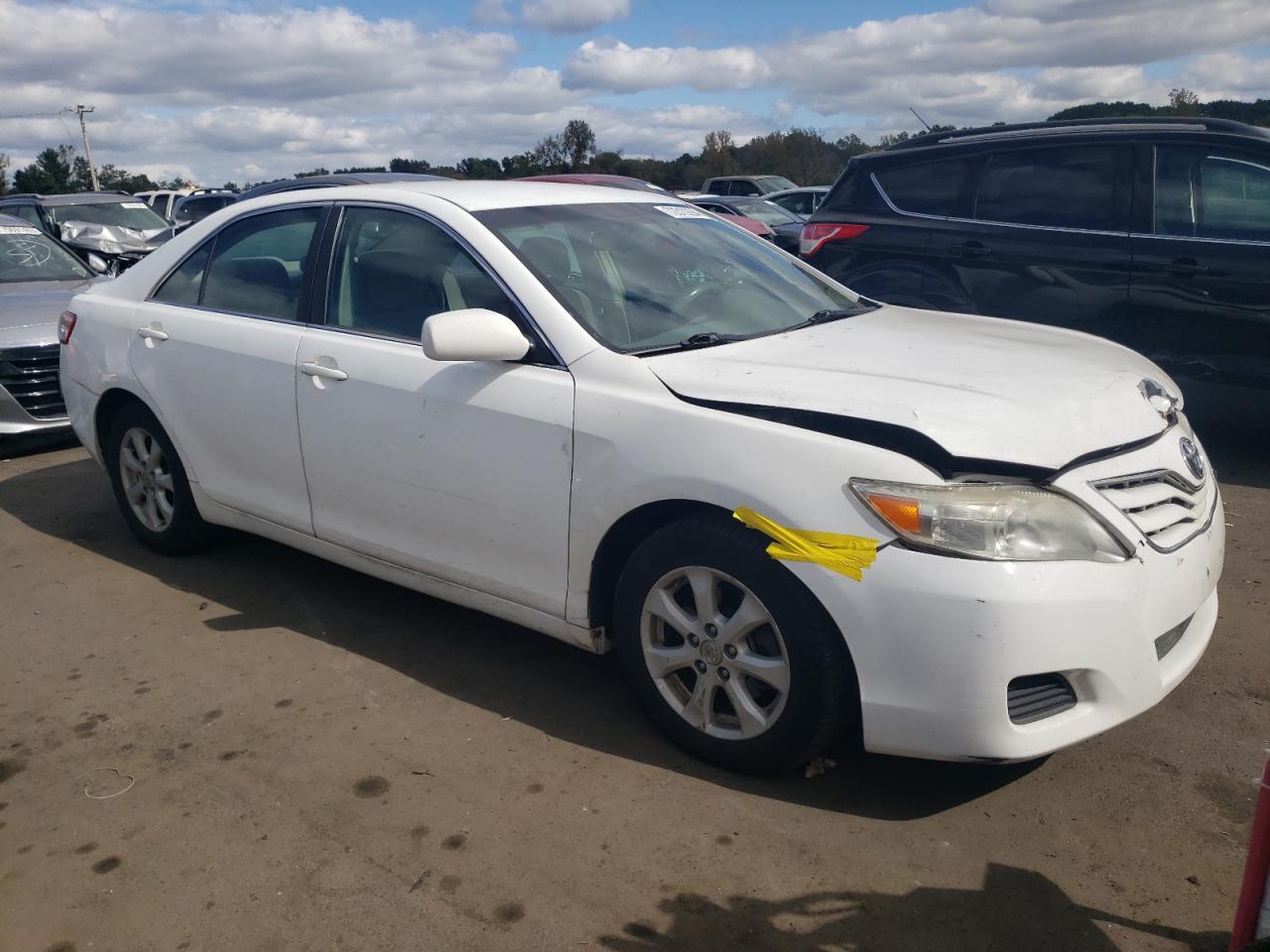 2011 Toyota Camry VIN 4T1BF3EK2BU589286 Copart auction photo, front end damage thumbnail 4