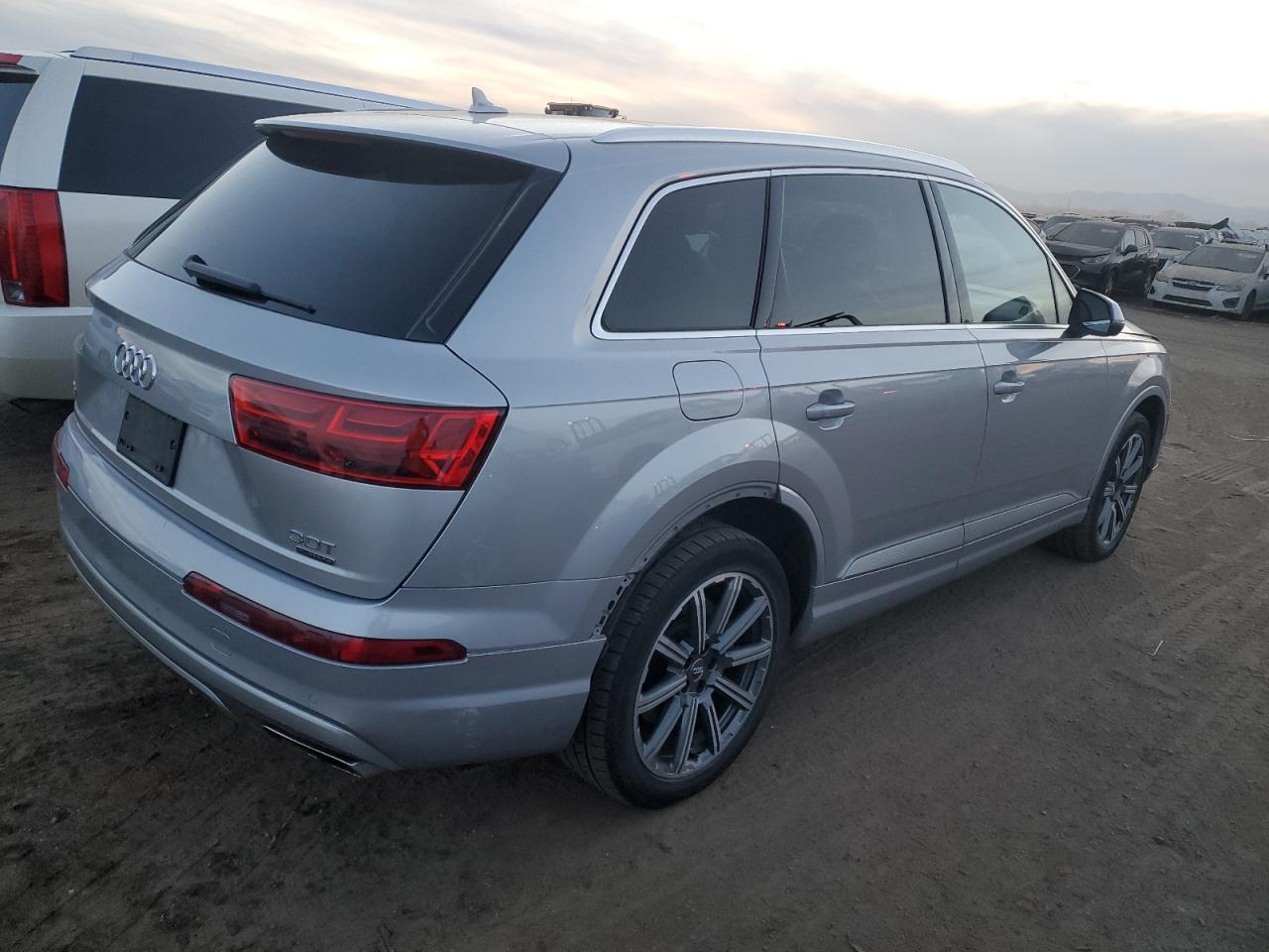 2017 Audi Q7 VIN WA1VAAF71HD056668 Copart auction photo, rear end / side damage thumbnail 3
