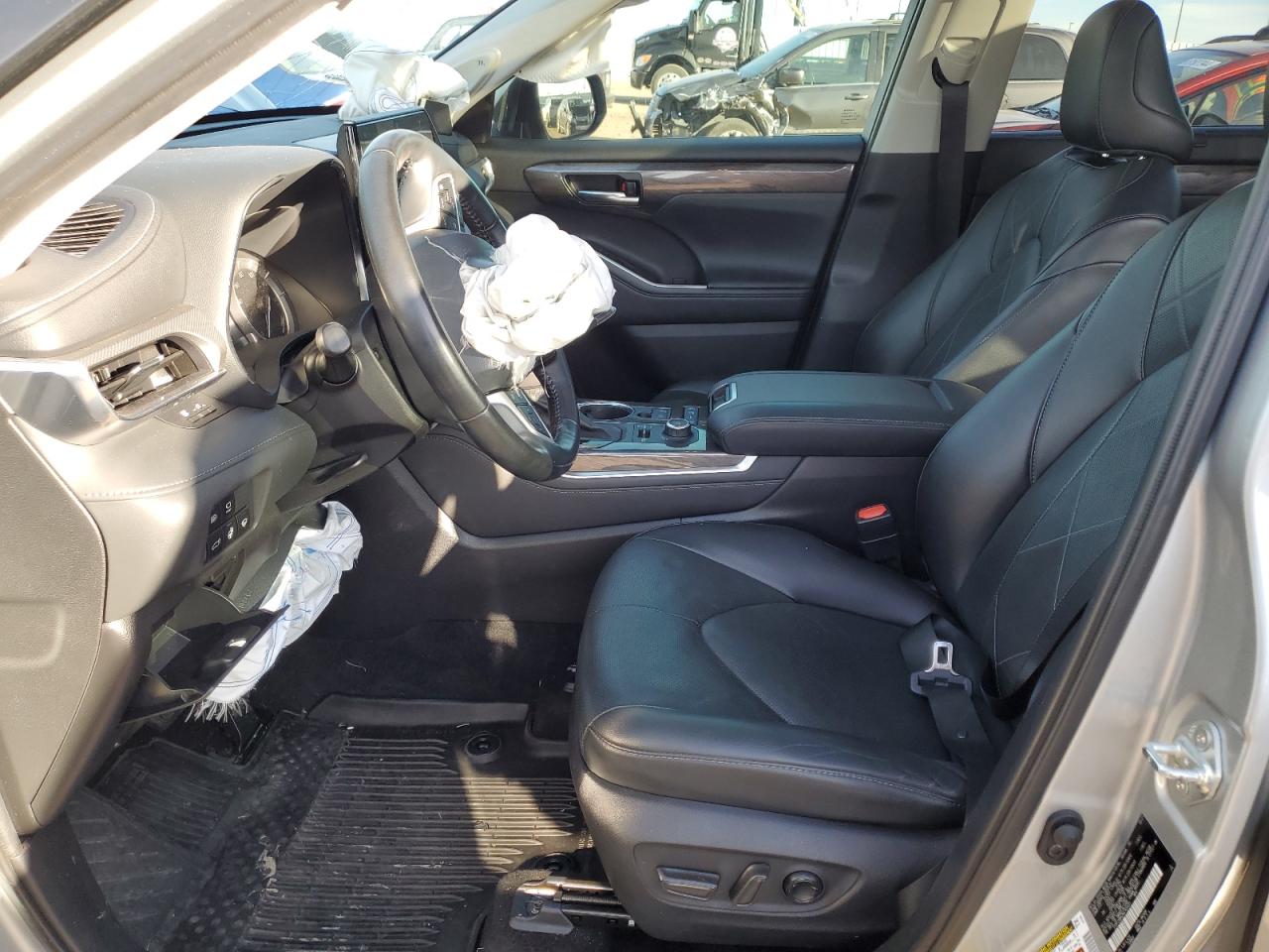2022 Toyota Highlander VIN 5TDFZRBH2NS165401 Copart auction photo, front end damage thumbnail 7