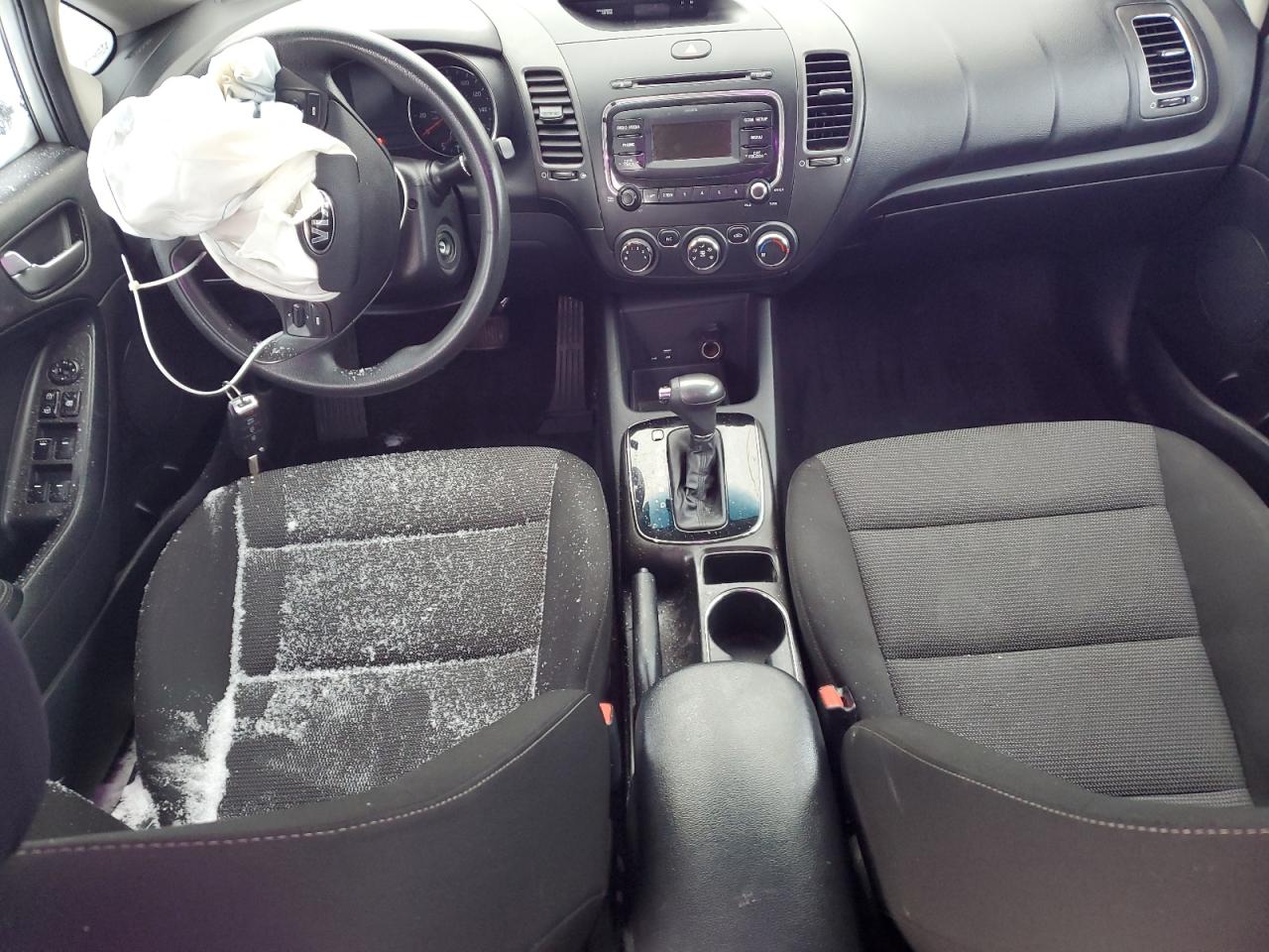 2017 KIA Forte VIN 3KPFK4A75HE029617 Copart auction photo, front end damage thumbnail 8