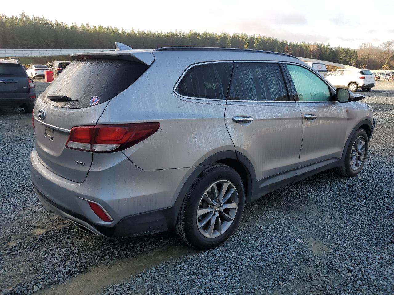 2017 Hyundai Santa Fe VIN KM8SMDHFXHU166085 Copart auction photo, front end damage thumbnail 3