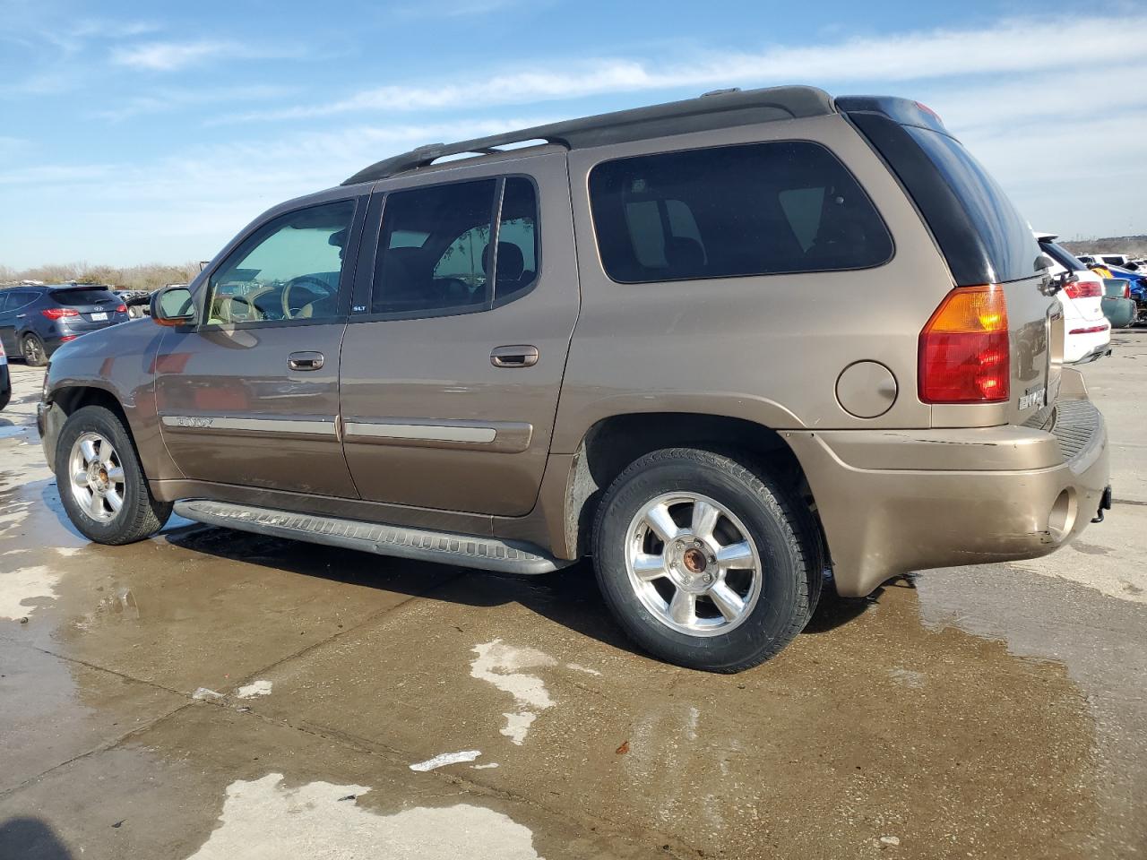 2003 GMC Envoy VIN 1GKES16S636121233 Copart auction photo, front end / undercarriage damage thumbnail 2