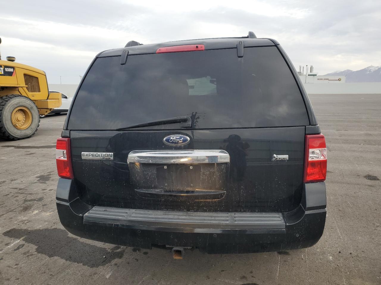 2013 Ford Expedition VIN 1FMJU2A59DEF61770 Copart auction photo, front end damage thumbnail 6