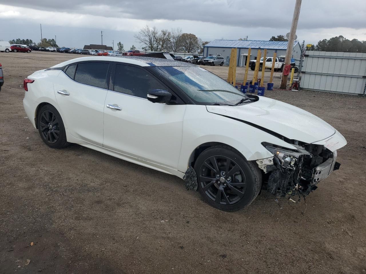 2017 Nissan Maxima VIN 1N4AA6AP0HC419143 Copart auction photo, front end / side damage thumbnail 4