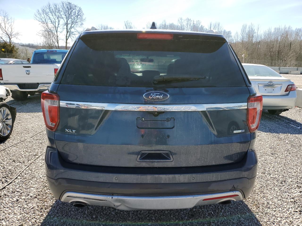 2016 Ford Explorer VIN 1FM5K8DH9GGB37109 Copart auction photo, front end / side damage thumbnail 6