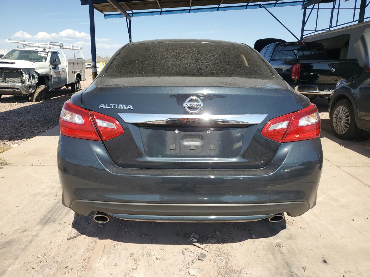 2017 Nissan Altima VIN 1N4AL3APXHN351138 Copart auction photo, side damage thumbnail 6