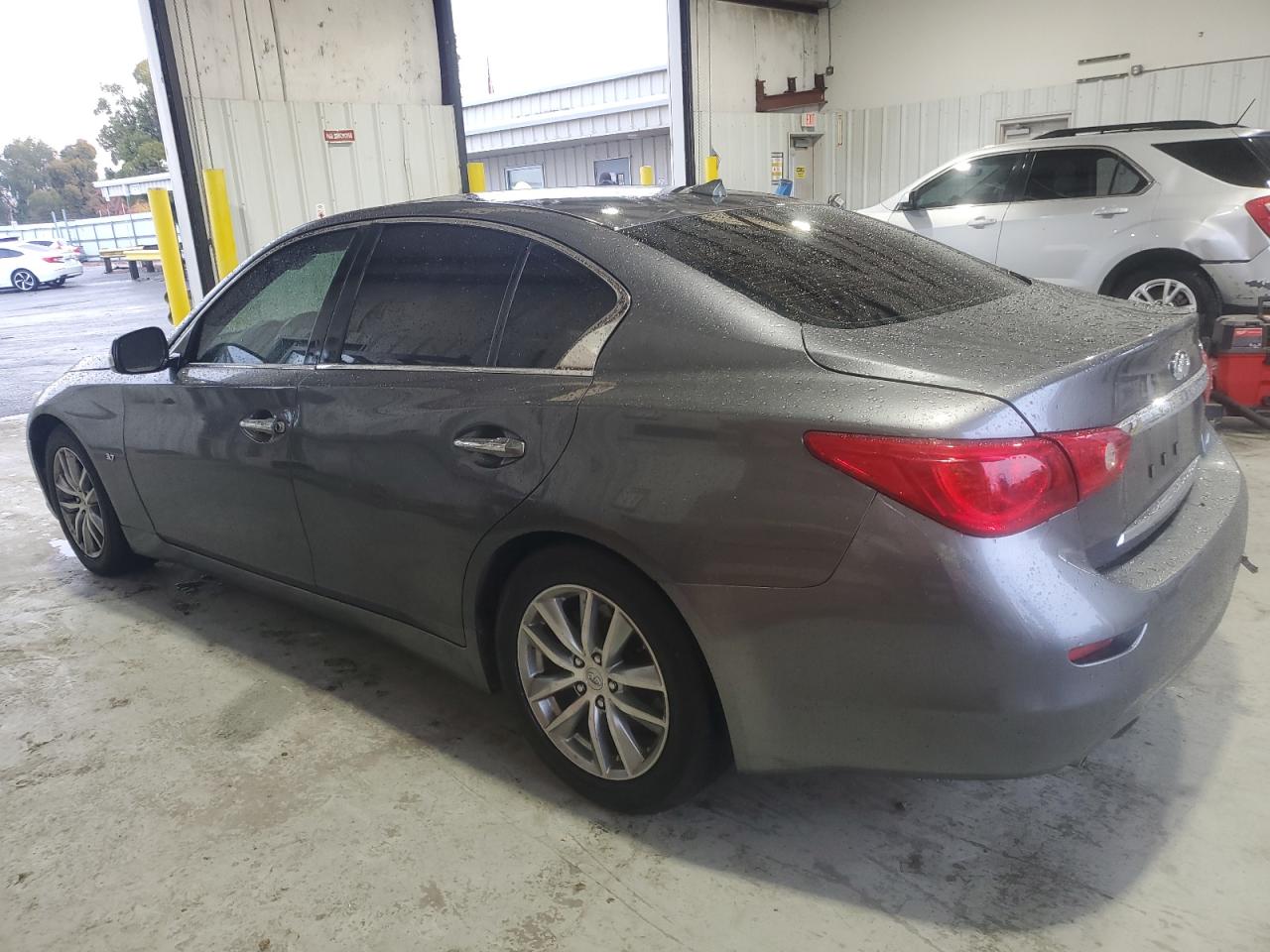 2014 Infiniti Q50 VIN JN1BV7AP4EM683144 Copart auction photo, vandalism damage thumbnail 2