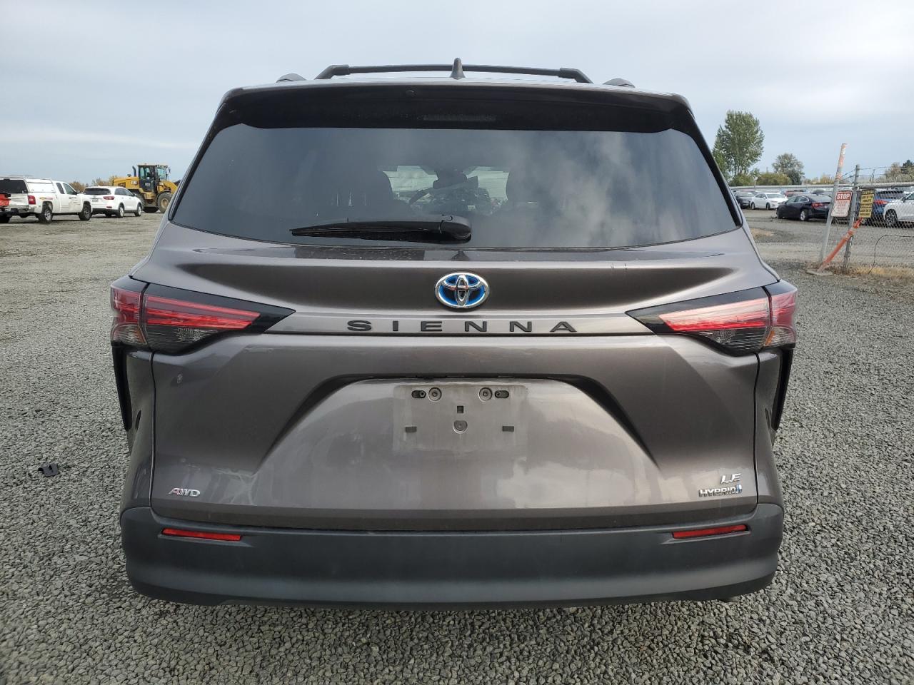2022 Toyota Sienna VIN 5TDKSKFCXNS057388 Copart auction photo, all over damage thumbnail 6
