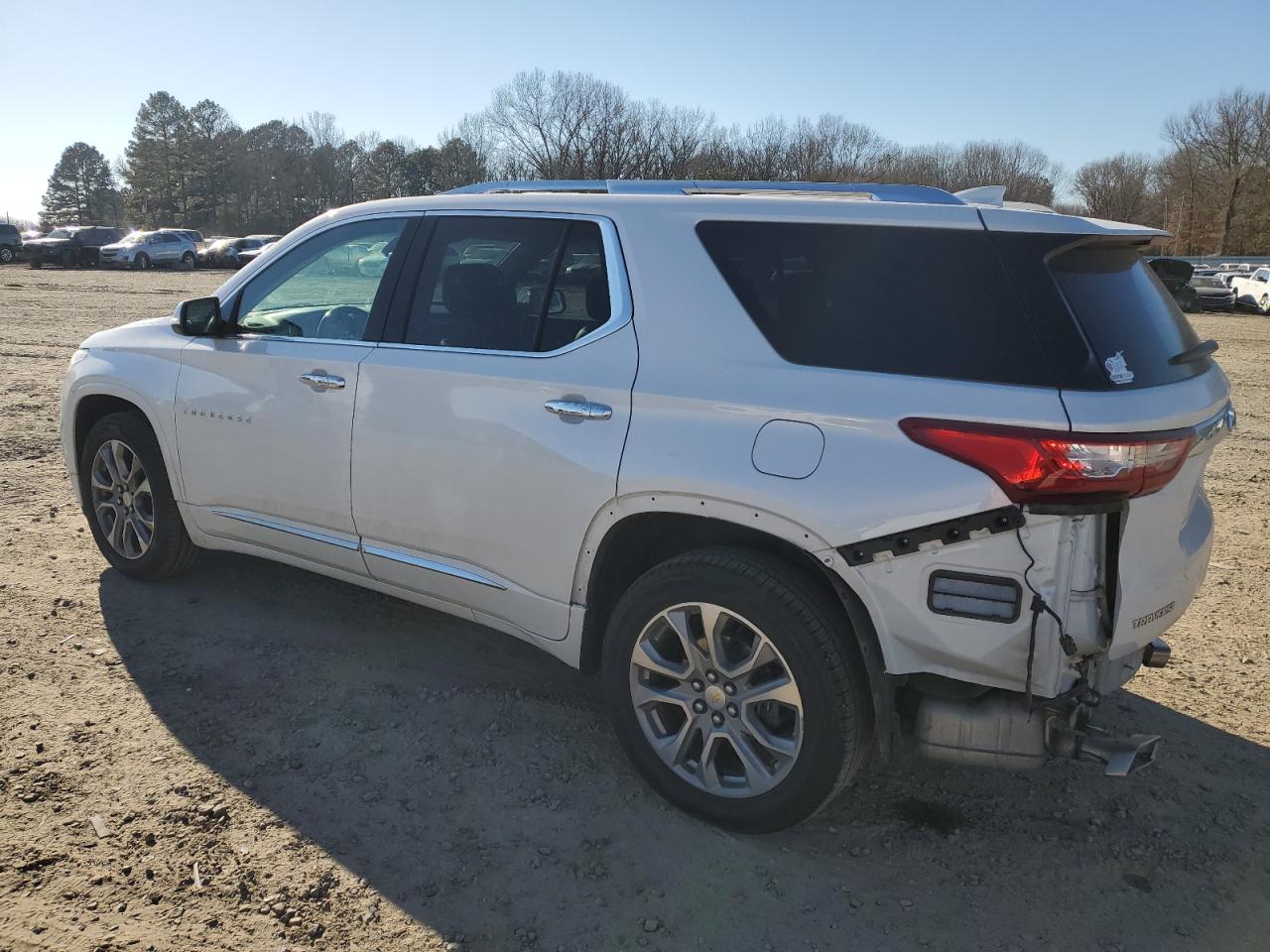 2019 Chevrolet Traverse VIN 1GNERKKW2KJ289900 Copart auction photo, rear end / minor dent/scratches damage thumbnail 2