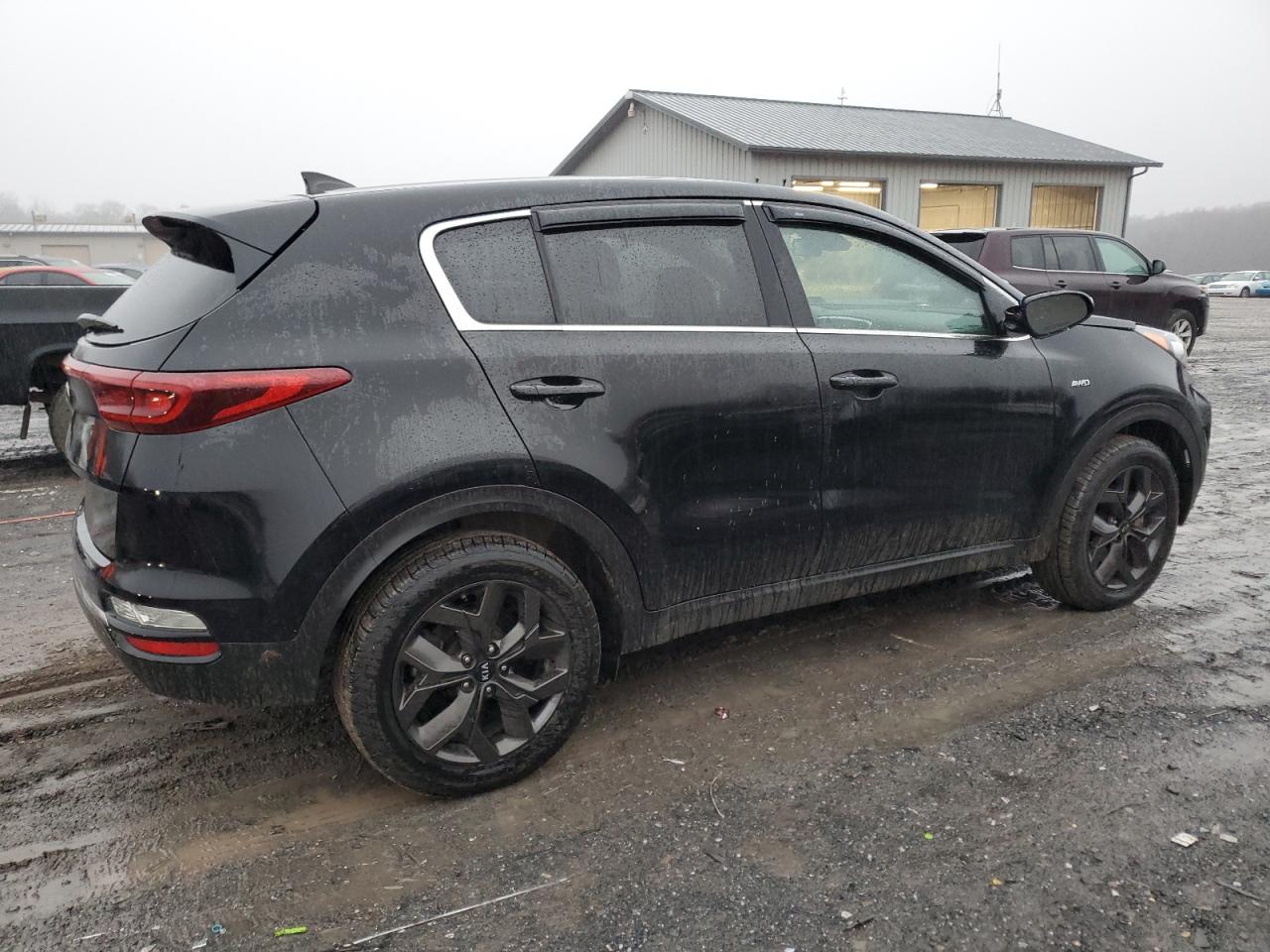 2022 KIA Sportage VIN KNDPMCAC9N7025829 Copart auction photo, front end / undercarriage damage thumbnail 3