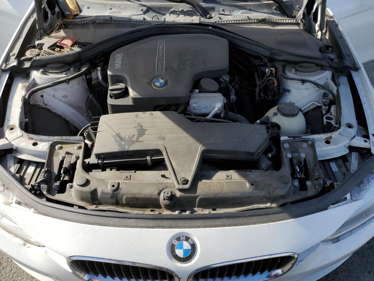 2013 BMW 3er VIN WBA3B3C51DF543759 Copart auction photo, all over damage thumbnail 12