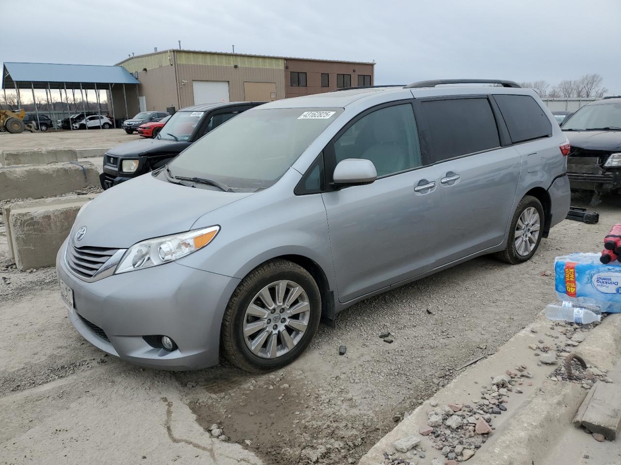 2015 Toyota Sienna VIN 5TDDK3DC2FS119028