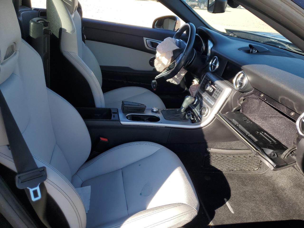 2013 Mercedes-Benz SLK-klasse VIN WDDPK5HA4DF057748 Copart auction photo, front end damage thumbnail 10