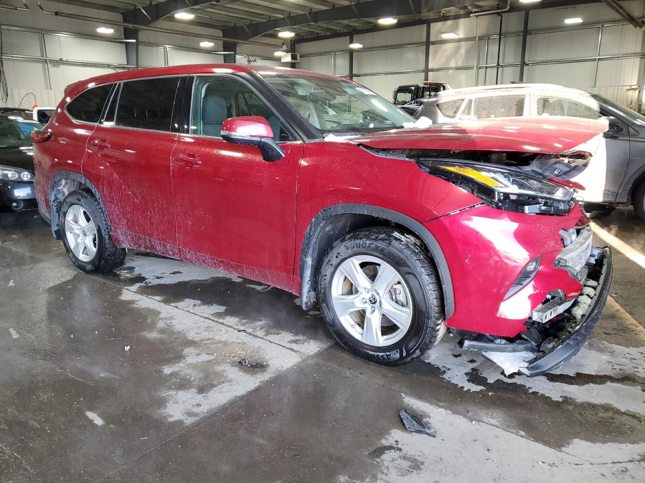2021 Toyota Highlander VIN 5TDBZRBH5MS061885 Copart auction photo, front end damage thumbnail 4