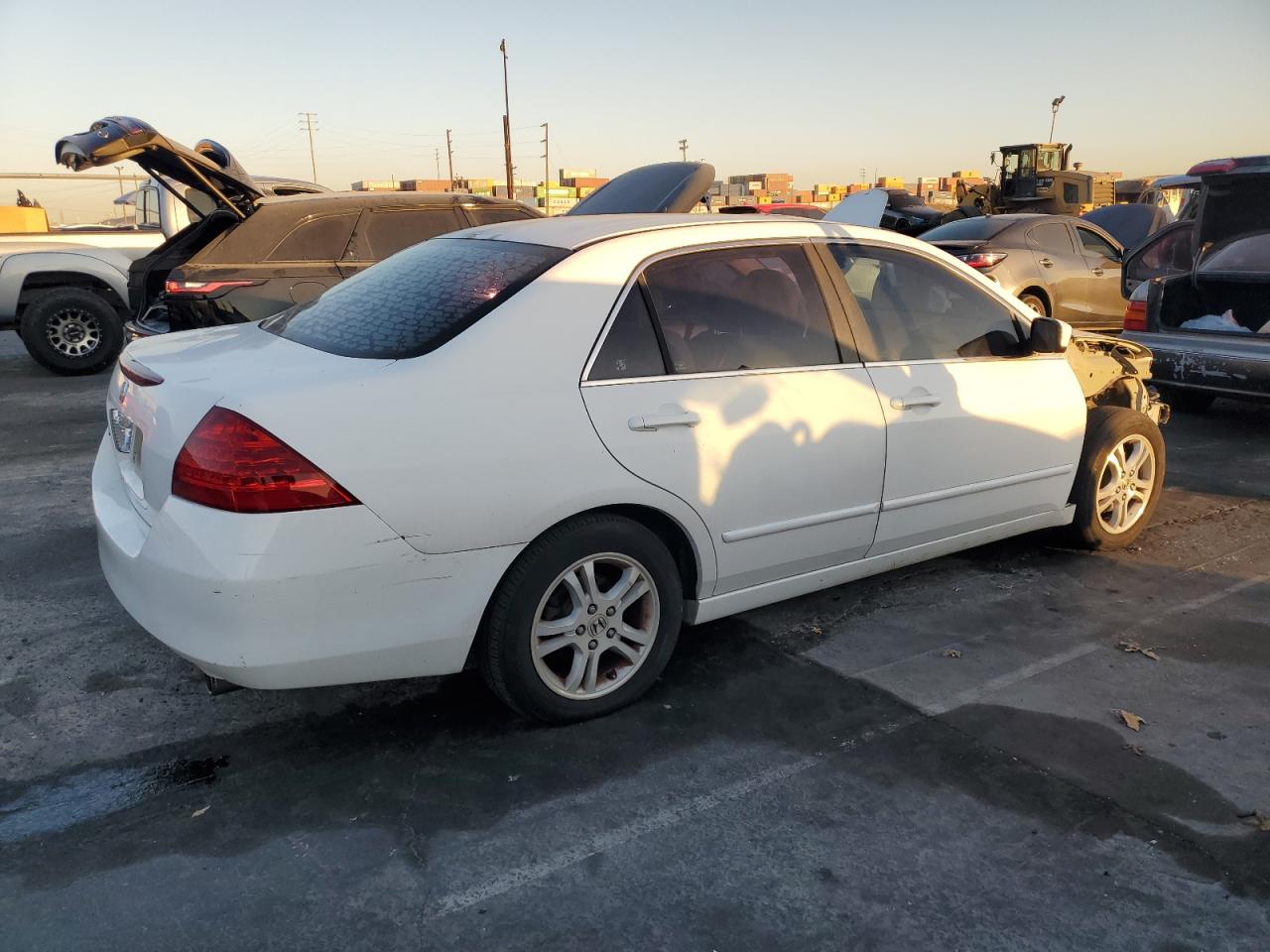 2006 Honda Accord VIN 1HGCM56386A113960 Copart auction photo, front end damage thumbnail 3