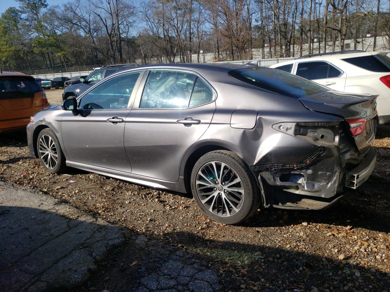 2020 Toyota Camry VIN 4T1G11AK7LU970289 Copart auction photo, rear end damage thumbnail 2
