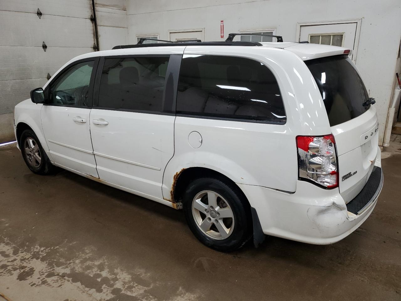 2011 Dodge Caravan VIN 2D4RN4DG9BR631767 Copart auction photo, rear end / side damage thumbnail 2