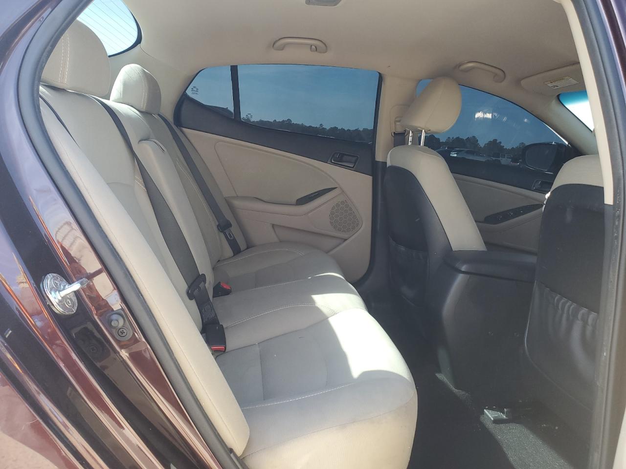 2015 KIA Optima VIN 5XXGM4A75FG380689 Copart auction photo, front end / minor dent/scratches damage thumbnail 11