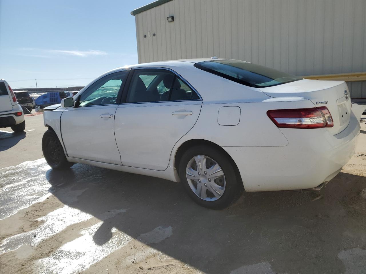 2010 Toyota Camry VIN 4T1BK3EK3AU606865 Copart auction photo, front end / minor dent/scratches damage thumbnail 2