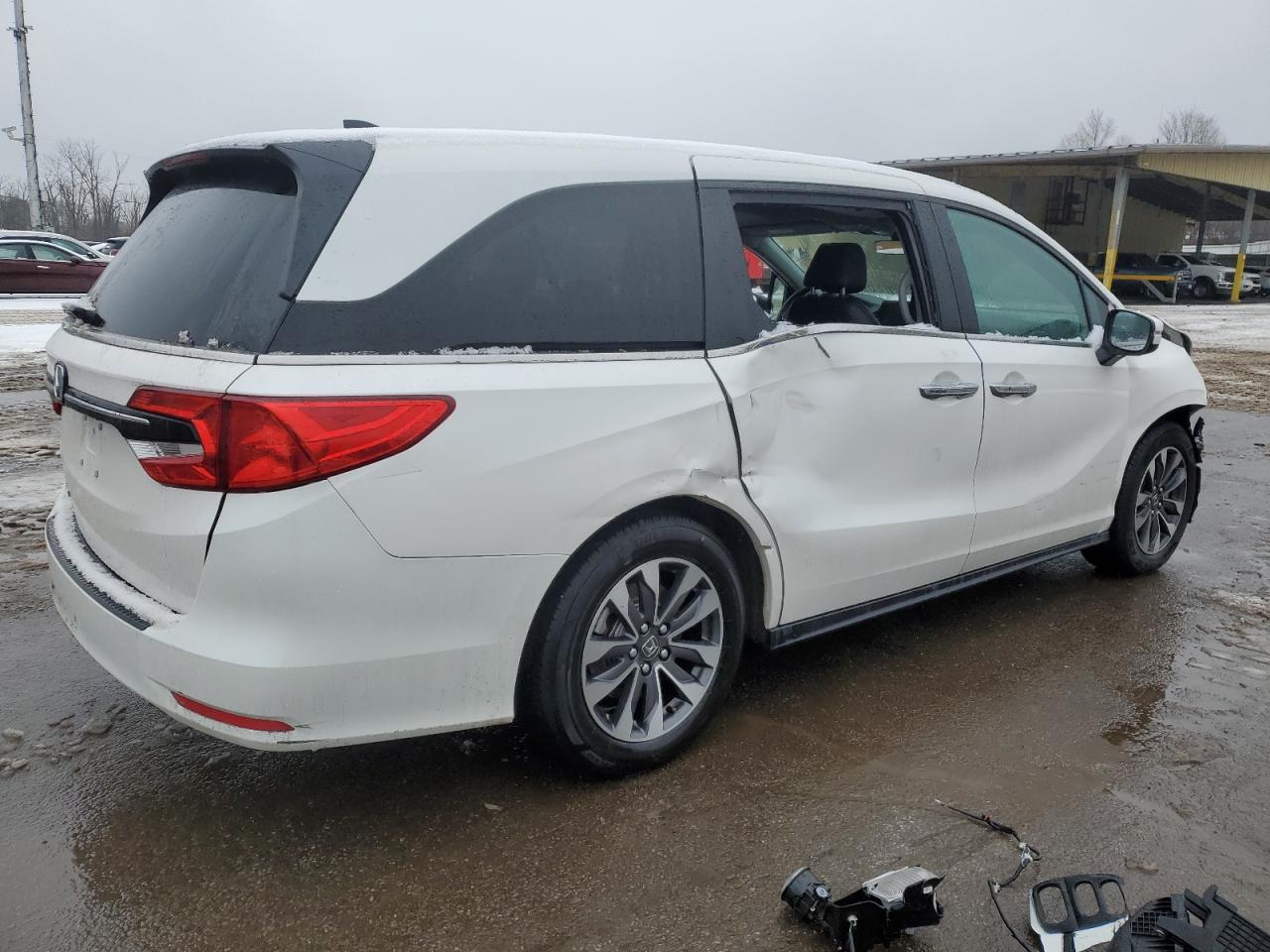 2024 Honda Odyssey VIN 5FNRL6H68RB068118 Copart auction photo, all over damage thumbnail 3