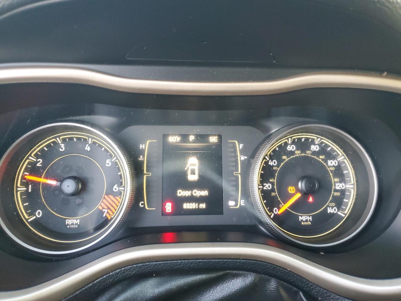 2015 Jeep Grand Cherokee VIN 1C4PJLCB8FW683842 Copart auction photo, minor dent/scratches damage thumbnail 9
